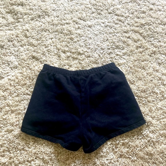 Aritzia shorts - Picture 3 of 5
